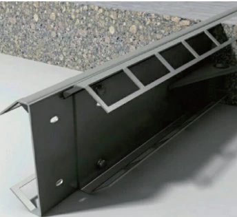 Sinusoidal Armored Joint Floor